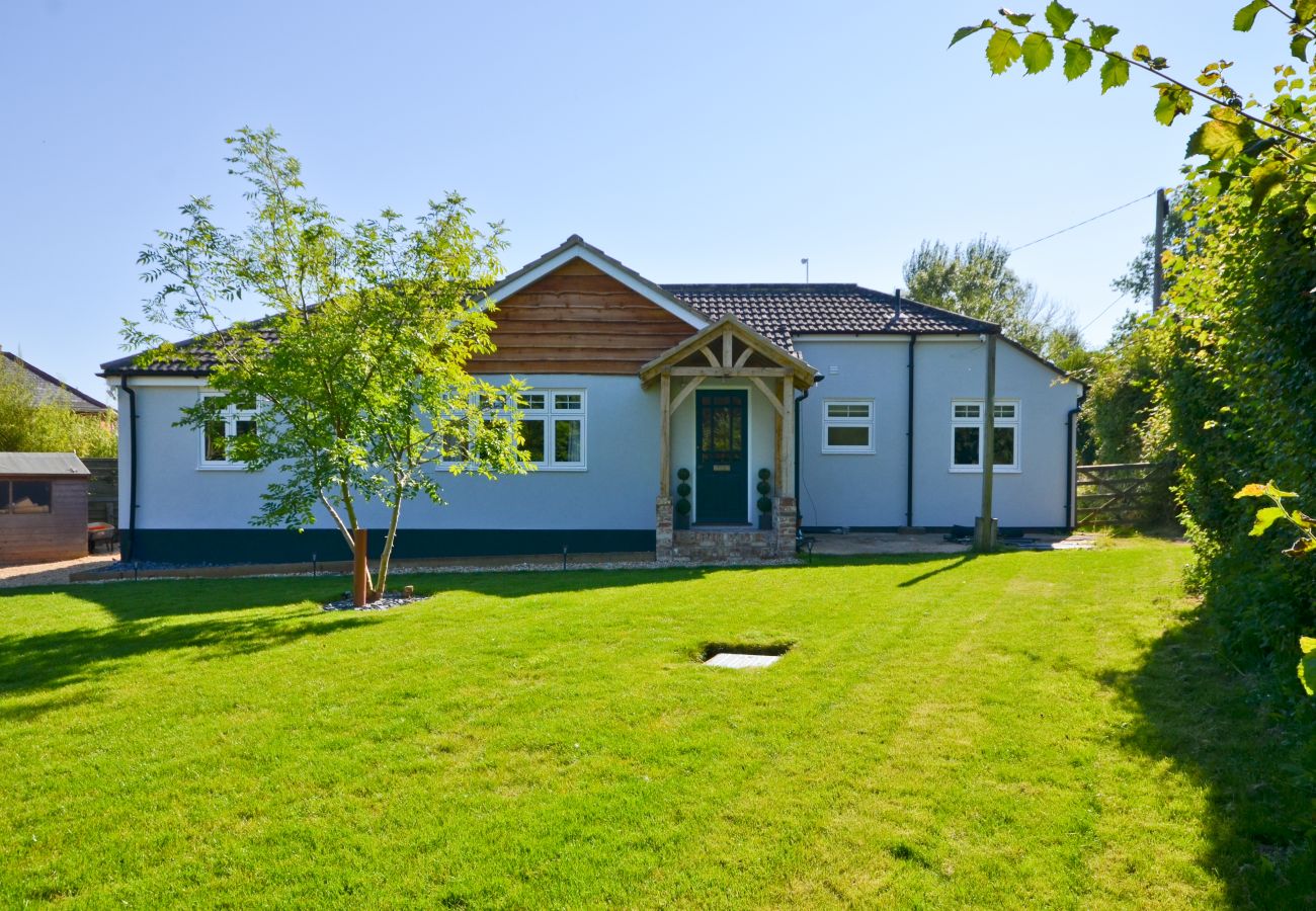 Villa in Sandown - Adgestone Villa, Sandown,  Isle of Wight.  