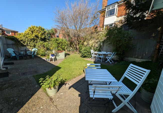 House in Shanklin - Pembroke Villa The Isle of Wight House in Shanklin - Pembroke Villa The Isle of Wight