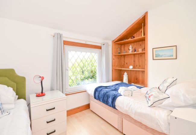 Cottage in Ryde - La Cotte The Isle of Wight Cottage in Ryde - La Cotte The Isle of Wight