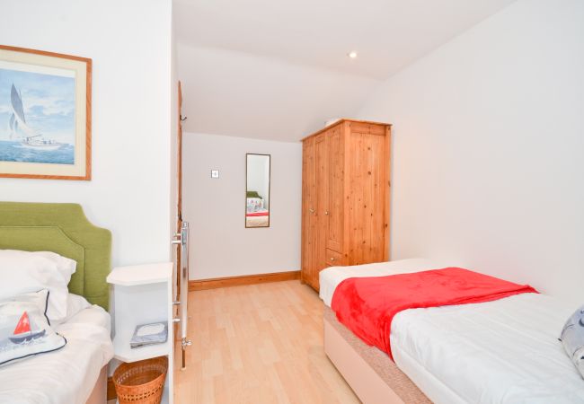 Cottage in Ryde - La Cotte The Isle of Wight Cottage in Ryde - La Cotte The Isle of Wight