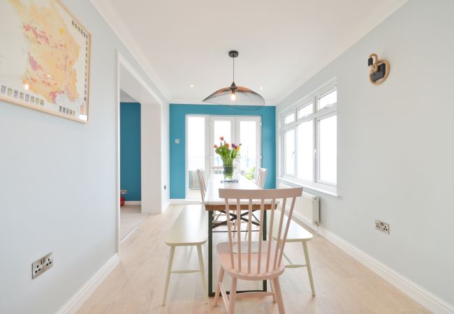 House in Gurnard - Princes Esplanade The Isle of Wight House in Gurnard - Princes Esplanade The Isle of Wight