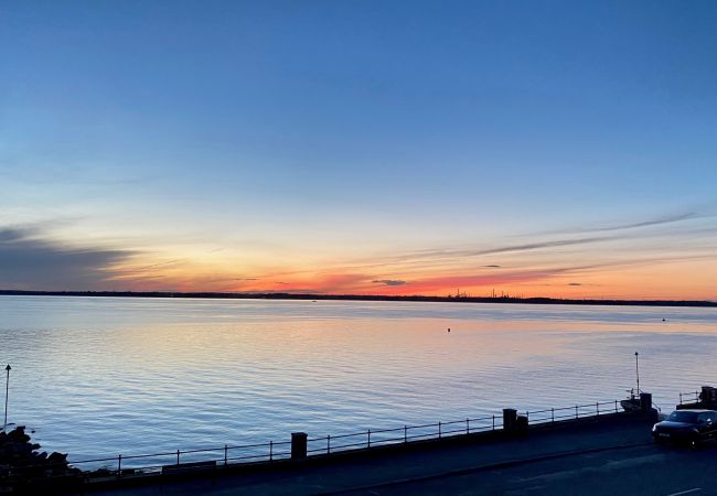 House in Gurnard - Princes Esplanade The Isle of Wight House in Gurnard - Princes Esplanade The Isle of Wight