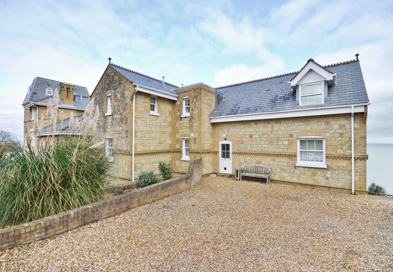 Apartment in Shanklin - Stunning Ocean Views Isle of Wight