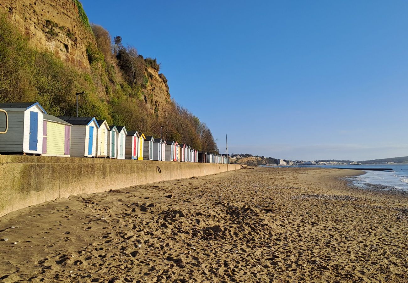 Apartment in Shanklin - Shanklin Stunning Sea Views