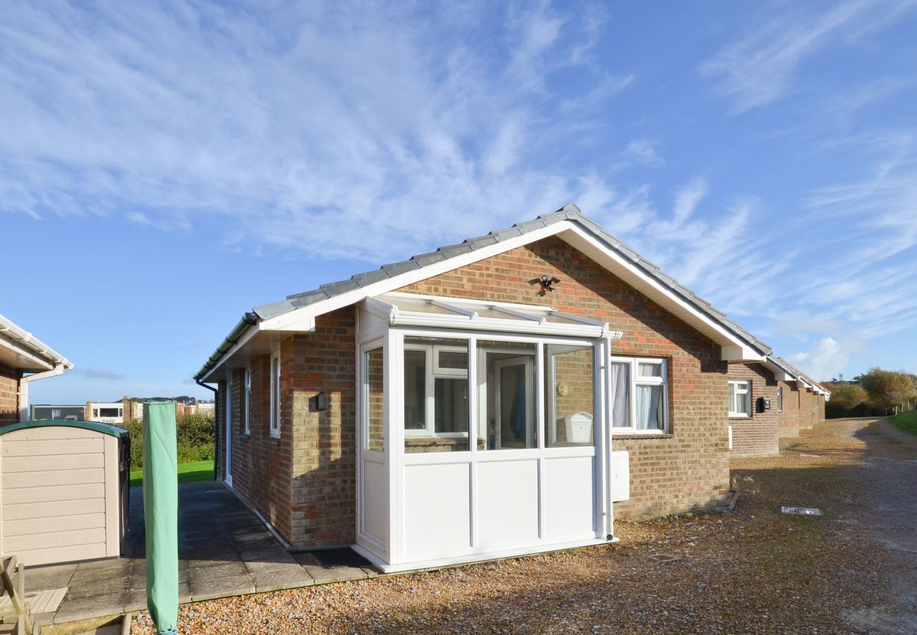 Bungalow in Freshwater - Brambles Farm Bungalow - Isle of Wight