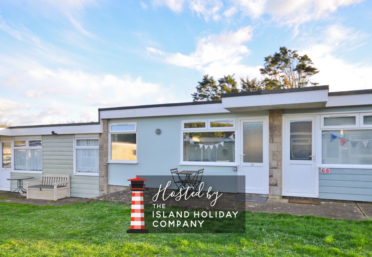 Chalet in Sandown - Sunny Daze - Isle of Wight