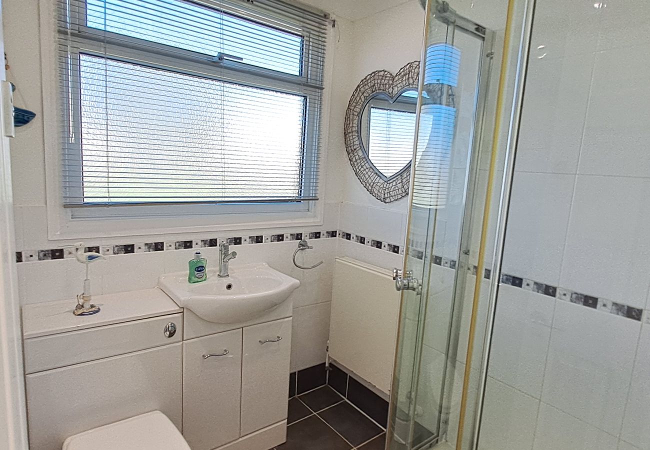 Chalet in Sandown - Ocean Breeze The Isle of Wight