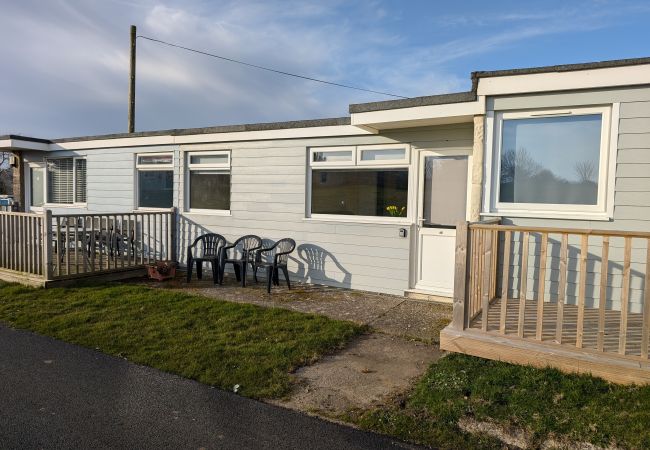 Chalet in Sandown - Cliff View - Isle of Wight Chalet in Sandown - Cliff View - Isle of Wight