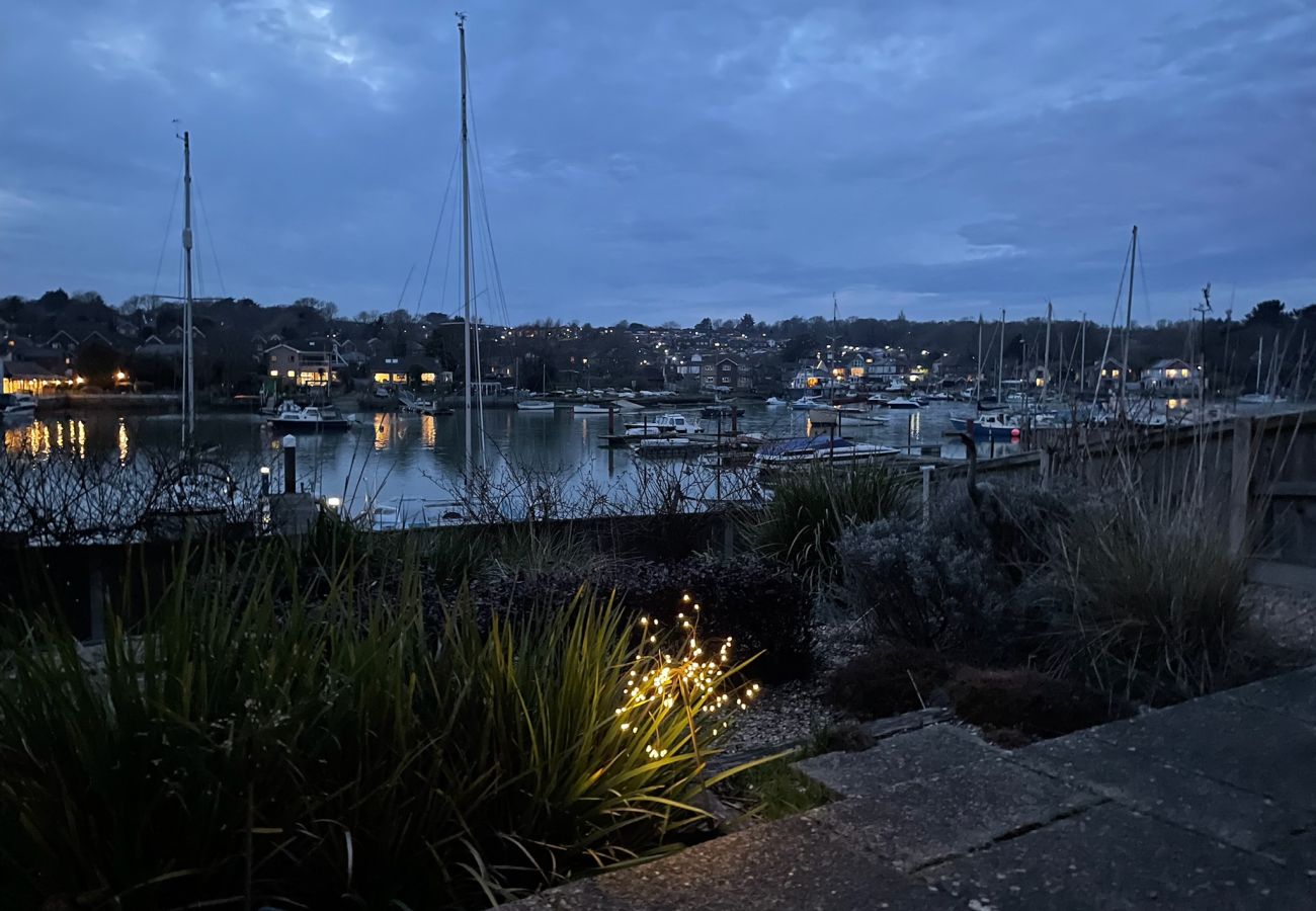 House in Wootton Bridge - Creek View, Isle of Wight