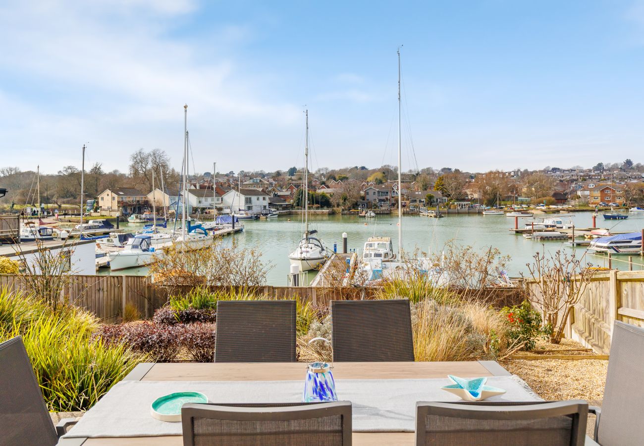House in Wootton Bridge - Creek View, Isle of Wight