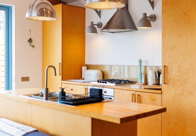 Chalet in Gurnard - The Deck House, Isle of Wight Chalet in Gurnard - The Deck House, Isle of Wight