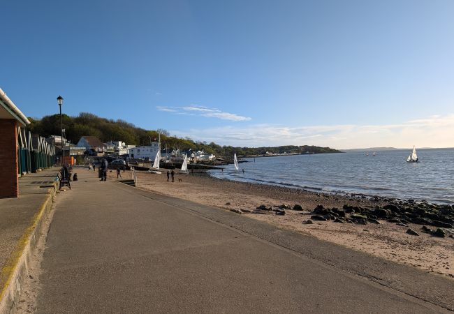 Chalet in Gurnard - The Deck House, Isle of Wight Chalet in Gurnard - The Deck House, Isle of Wight