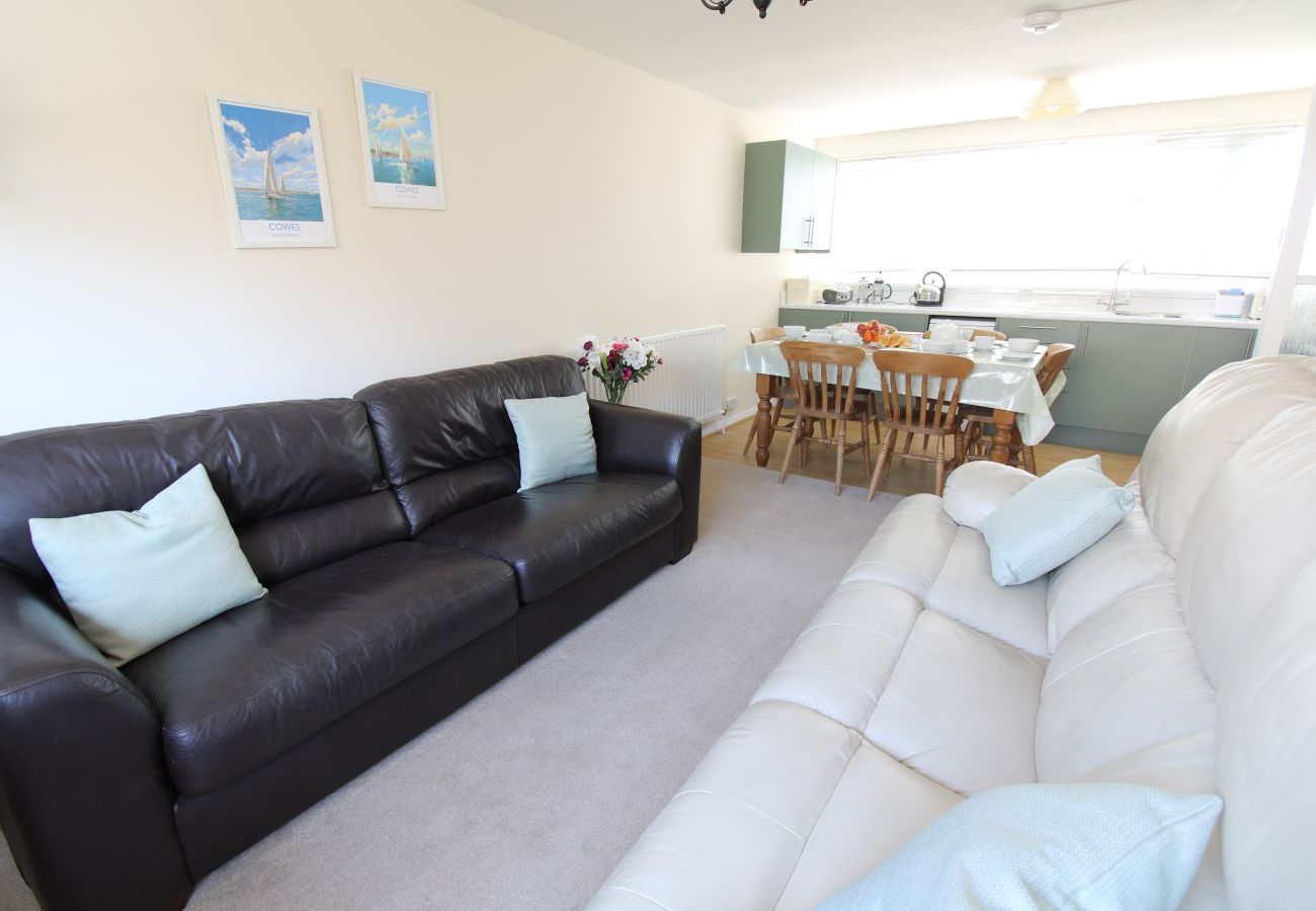 Terraced House in Cowes - Penderic - Isle of Wight