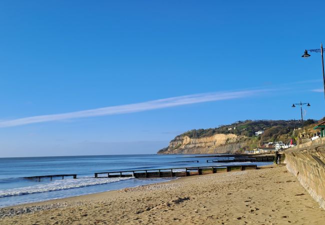 Apartment in Shanklin - Old Vicarage Garden Apartment - Isle of Wight Apartment in Shanklin - Old Vicarage Garden Apartment - Isle of Wight