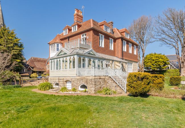 Apartment in Shanklin - Old Vicarage Garden Apartment - Isle of Wight Apartment in Shanklin - Old Vicarage Garden Apartment - Isle of Wight