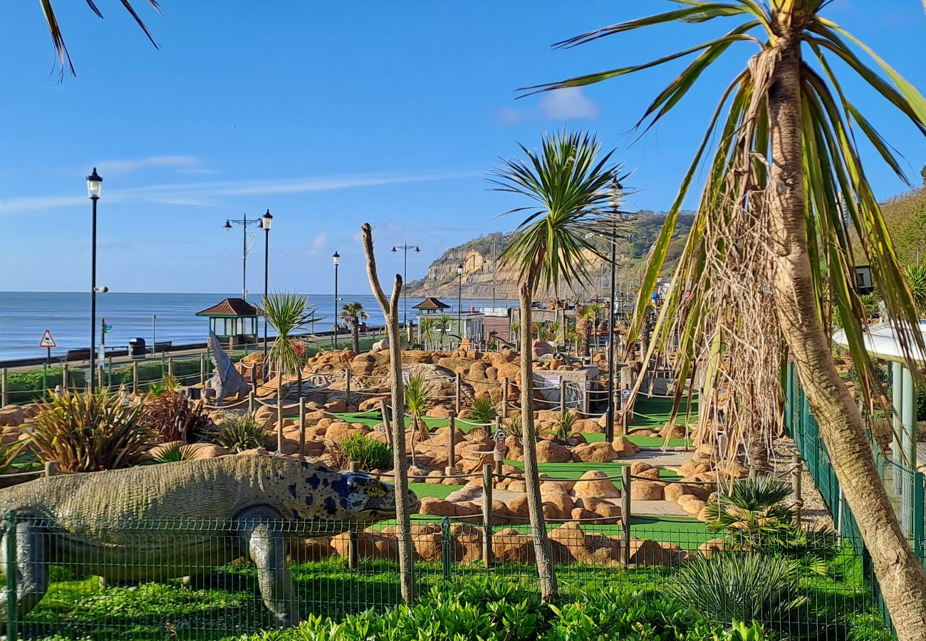 Residence in Shanklin - Old Vicarage Garden Apartment - Isle of Wight