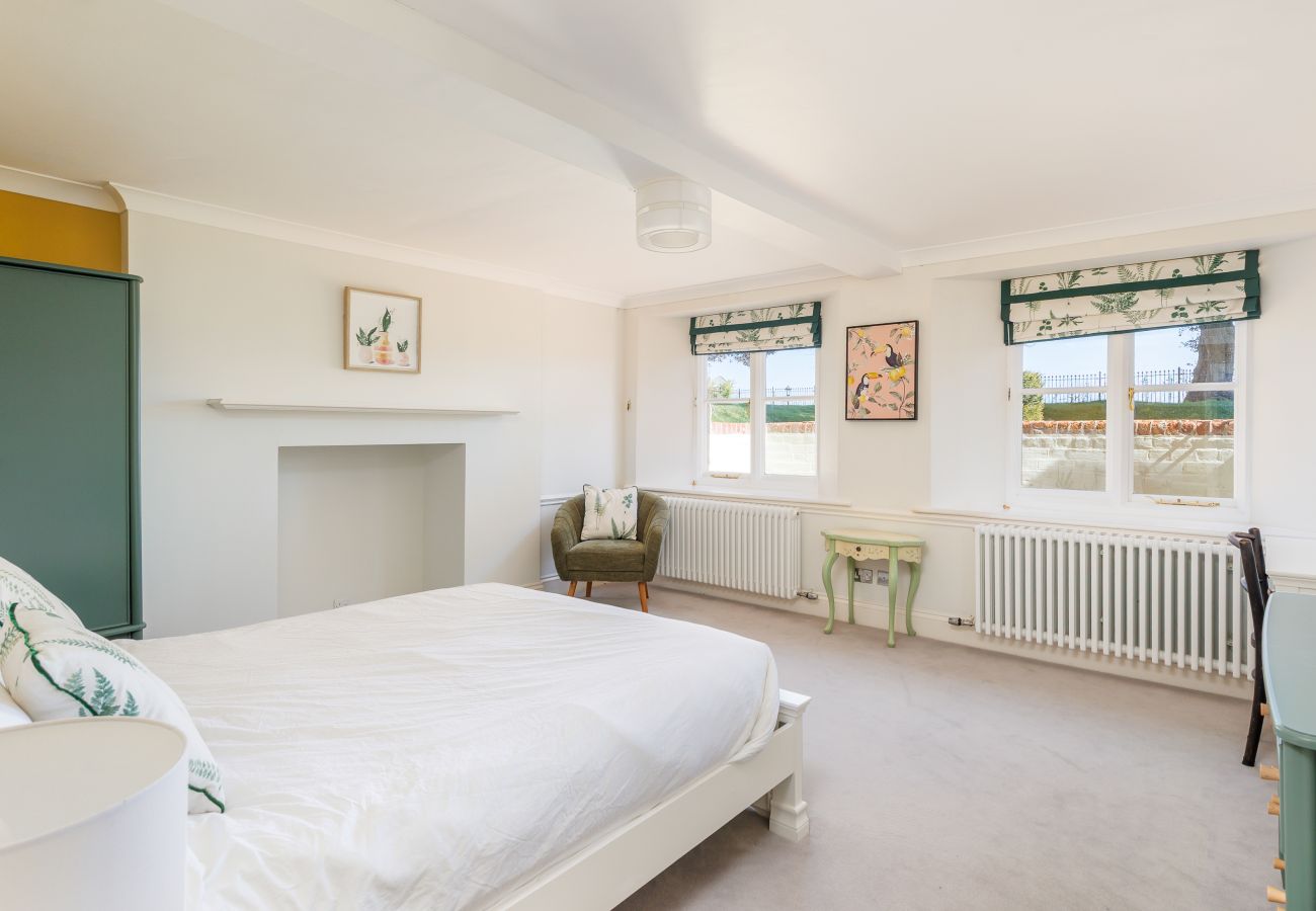 Residence in Shanklin - Old Vicarage Garden Apartment - Isle of Wight
