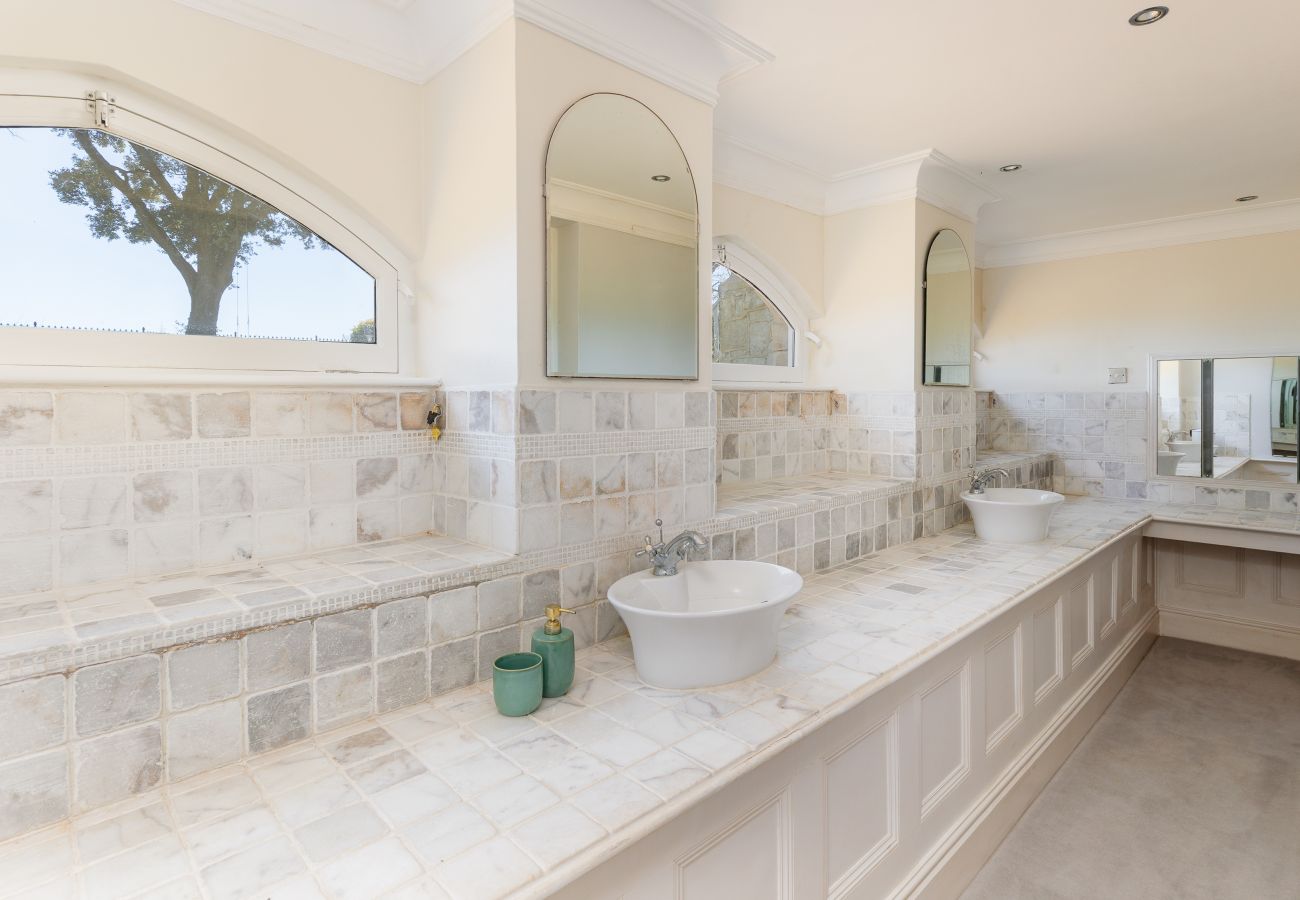 Residence in Shanklin - Old Vicarage Garden Apartment - Isle of Wight