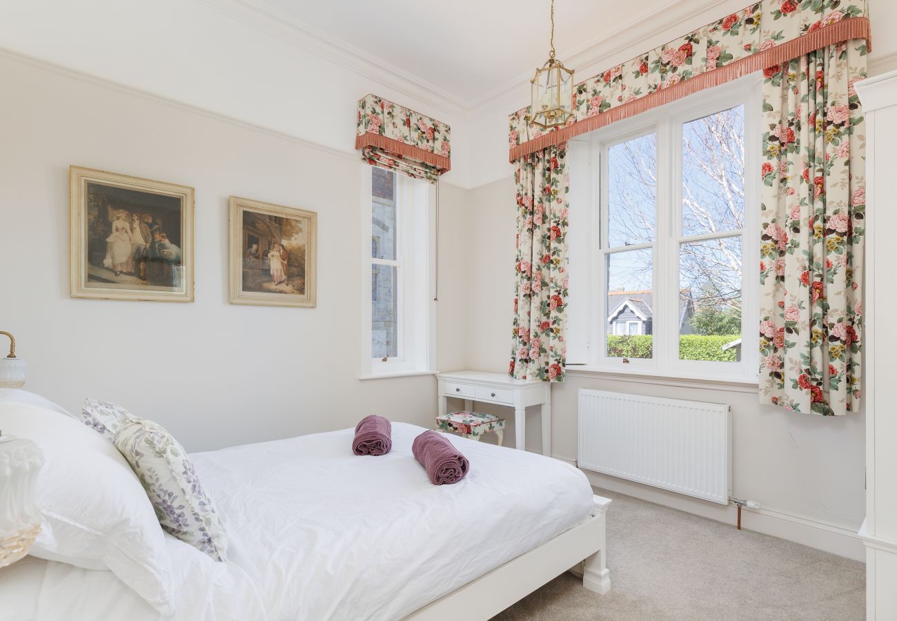Residence in Shanklin - Old Vicarage Garden Apartment - Isle of Wight