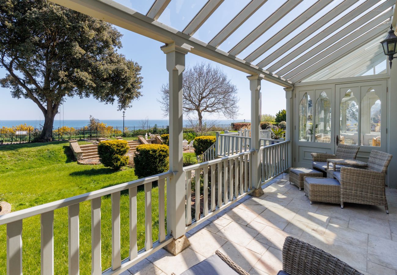 Residence in Shanklin - Old Vicarage Garden Apartment - Isle of Wight