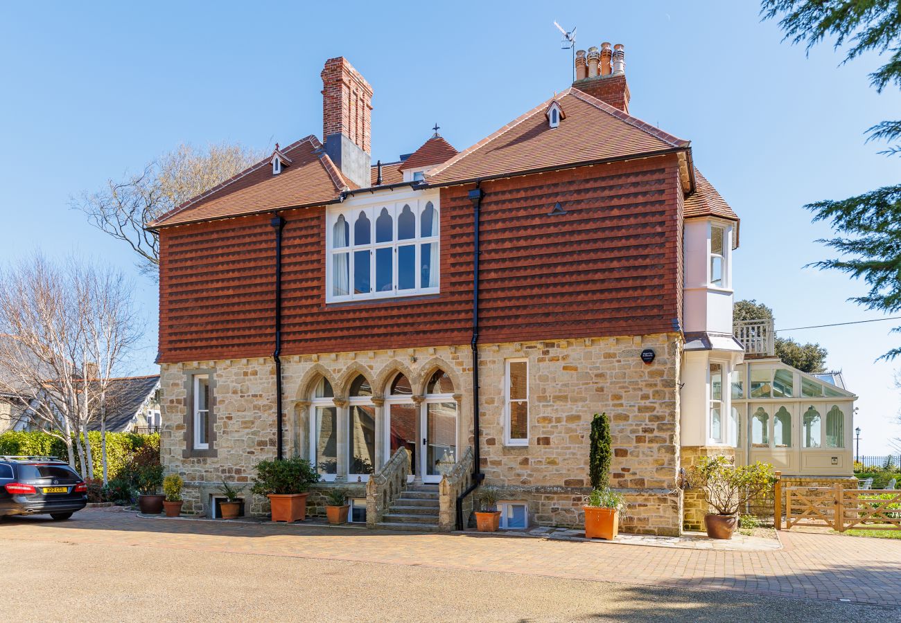 Residence in Shanklin - Old Vicarage Garden Apartment - Isle of Wight