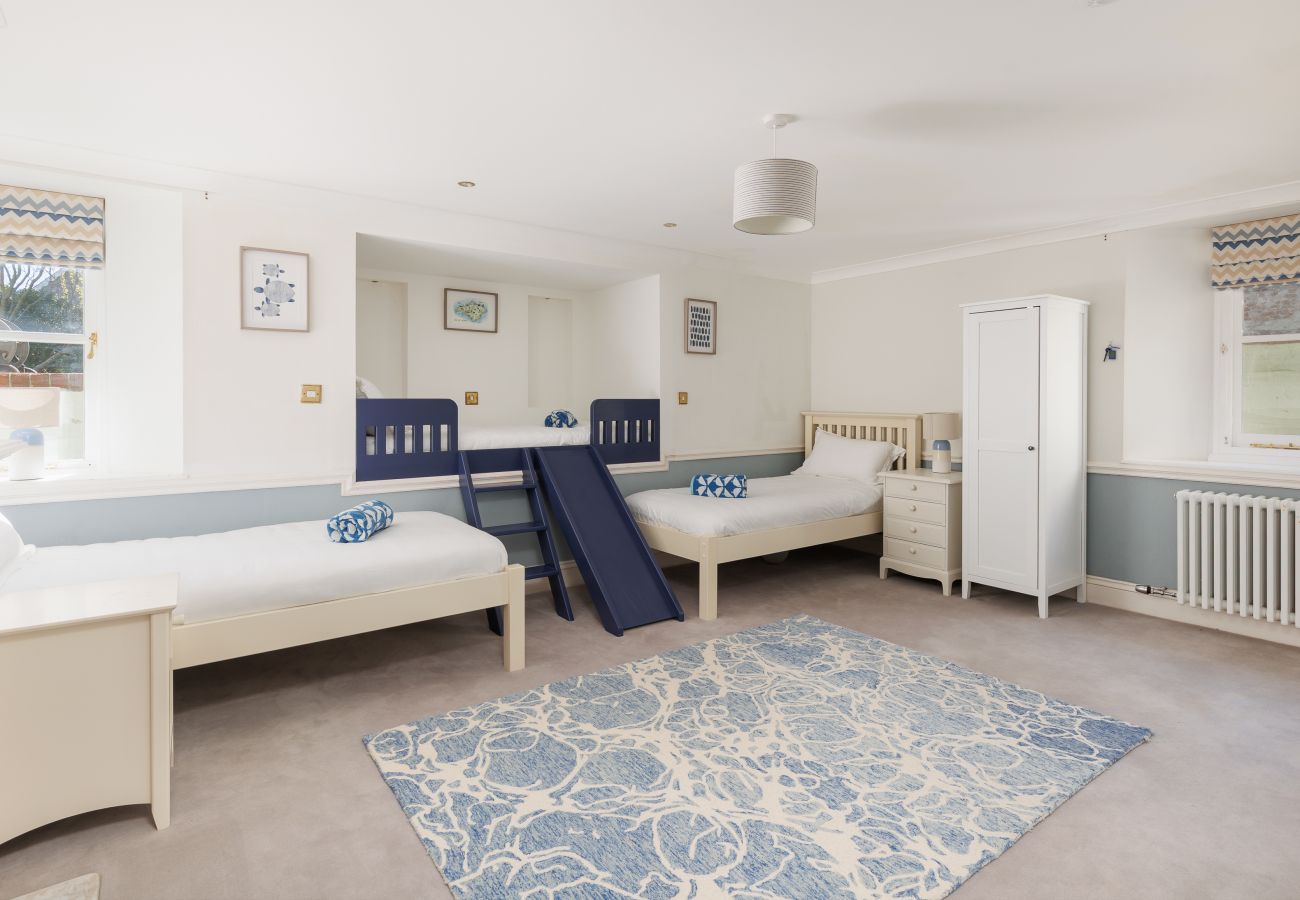 Residence in Shanklin - Old Vicarage Garden Apartment - Isle of Wight