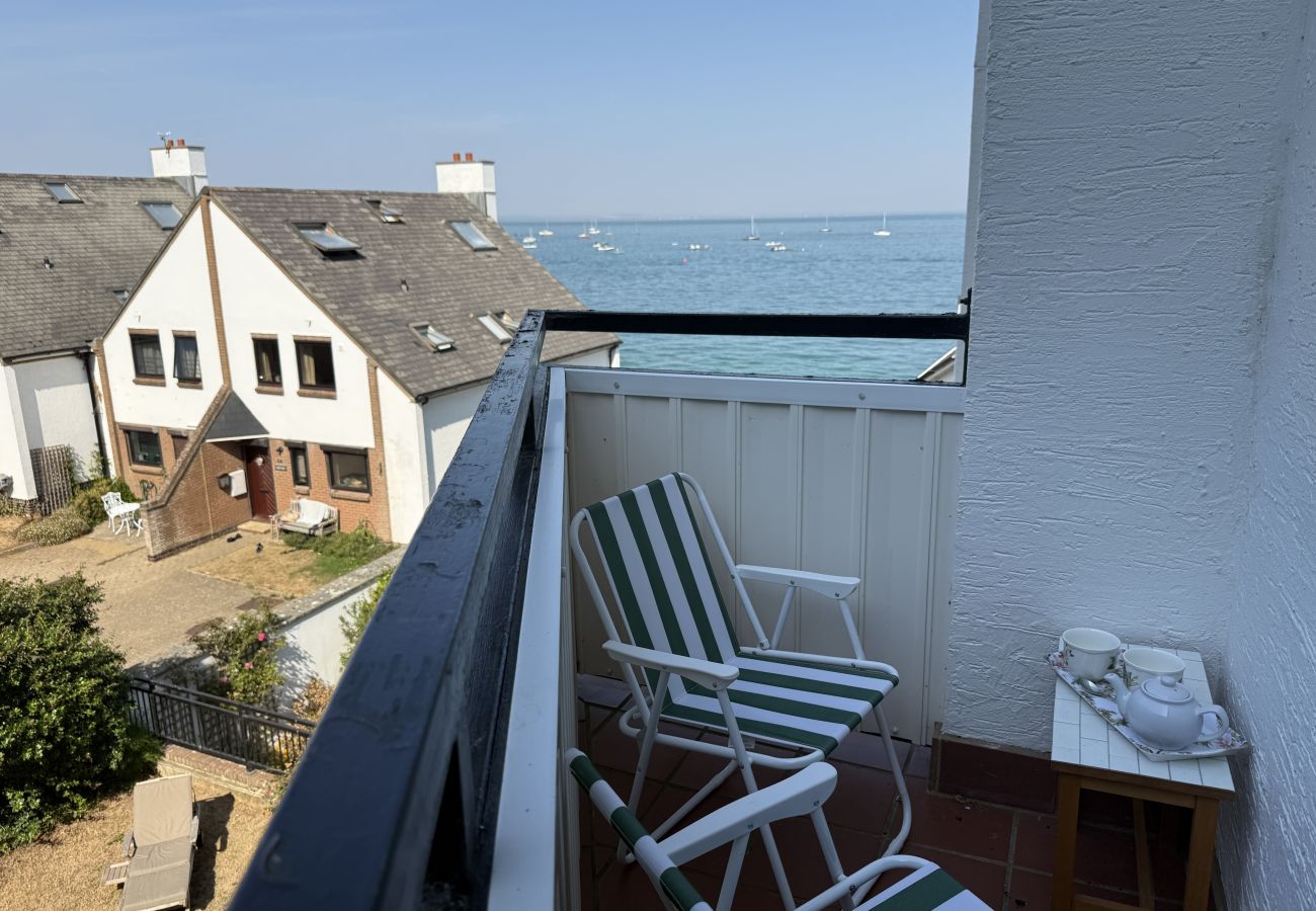 Apartment in Seaview - 19 Seaview Bay-Isle of Wight