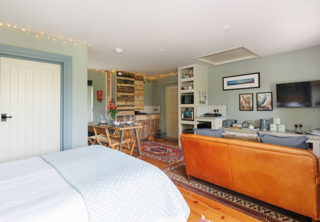 Studio in Ryde - The Little Dairy Studio - Isle of Wight Studio in Ryde - The Little Dairy Studio - Isle of Wight