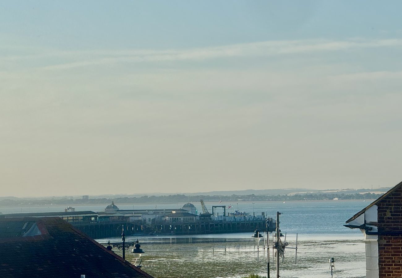 House in Ryde - Castle Cottage - Isle of Wight 