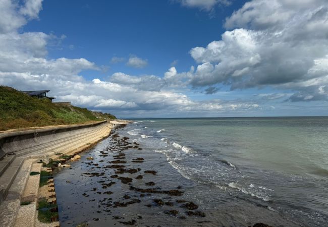 Bungalow in Bembridge - Pebble Beach  Bungalow in Bembridge - Pebble Beach