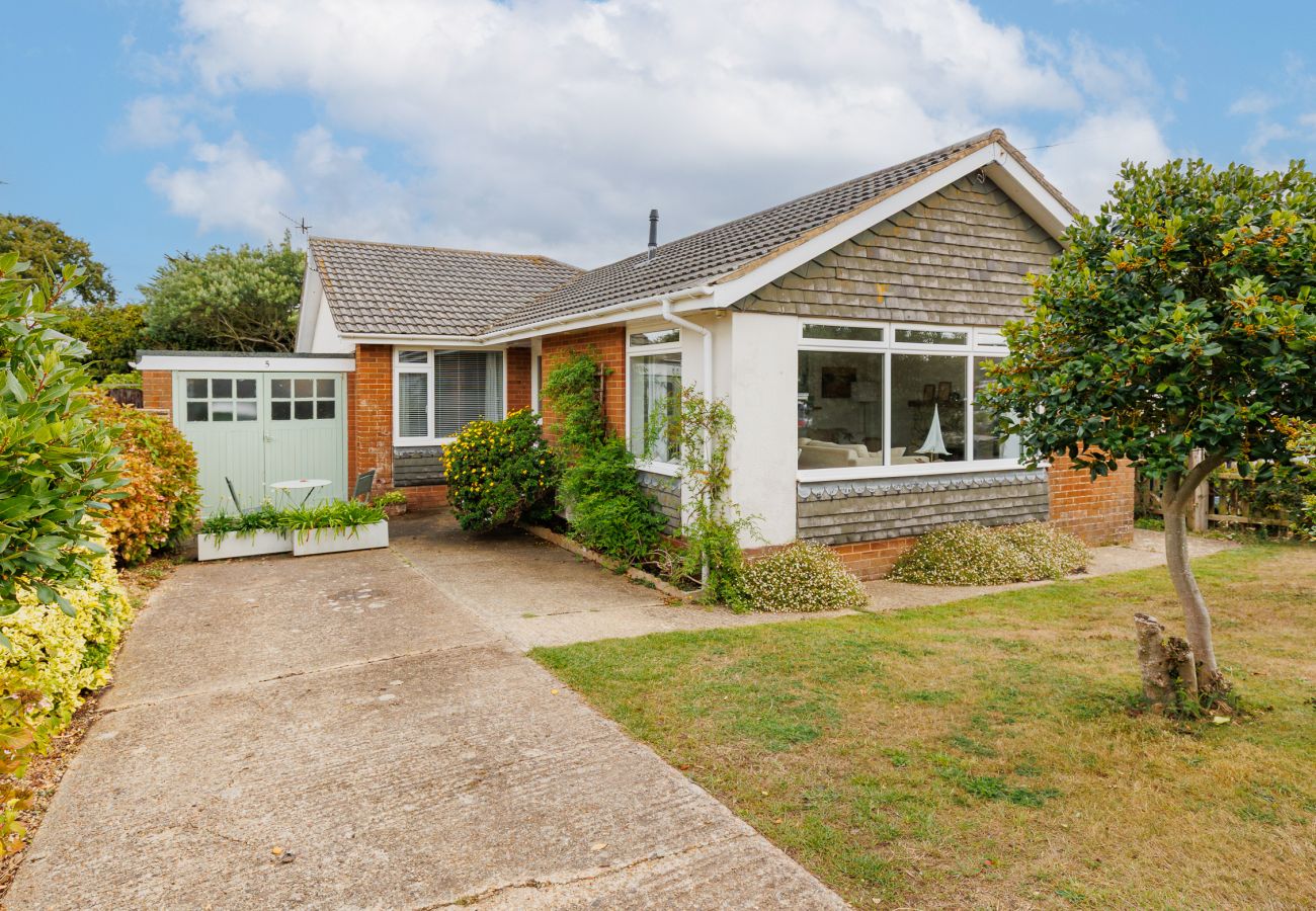 Bungalow in Bembridge - Pebble Beach 