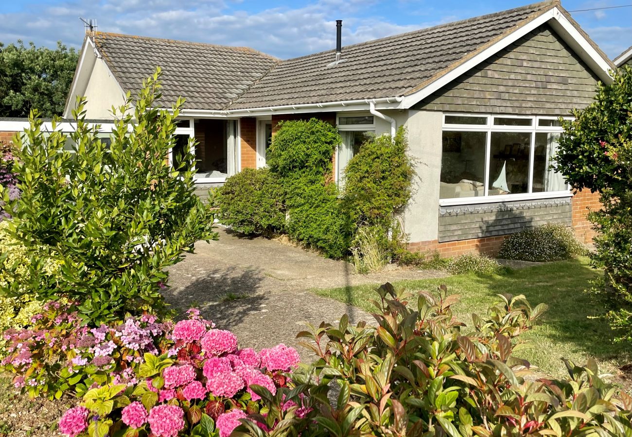 Bungalow in Bembridge - Pebble Beach 