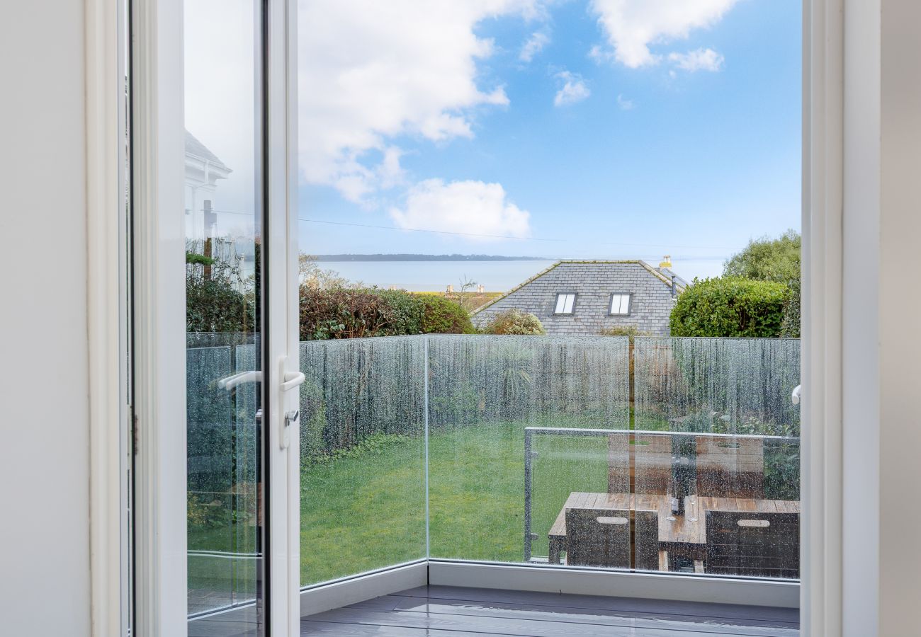 Apartment in Cowes - Solent Garden 