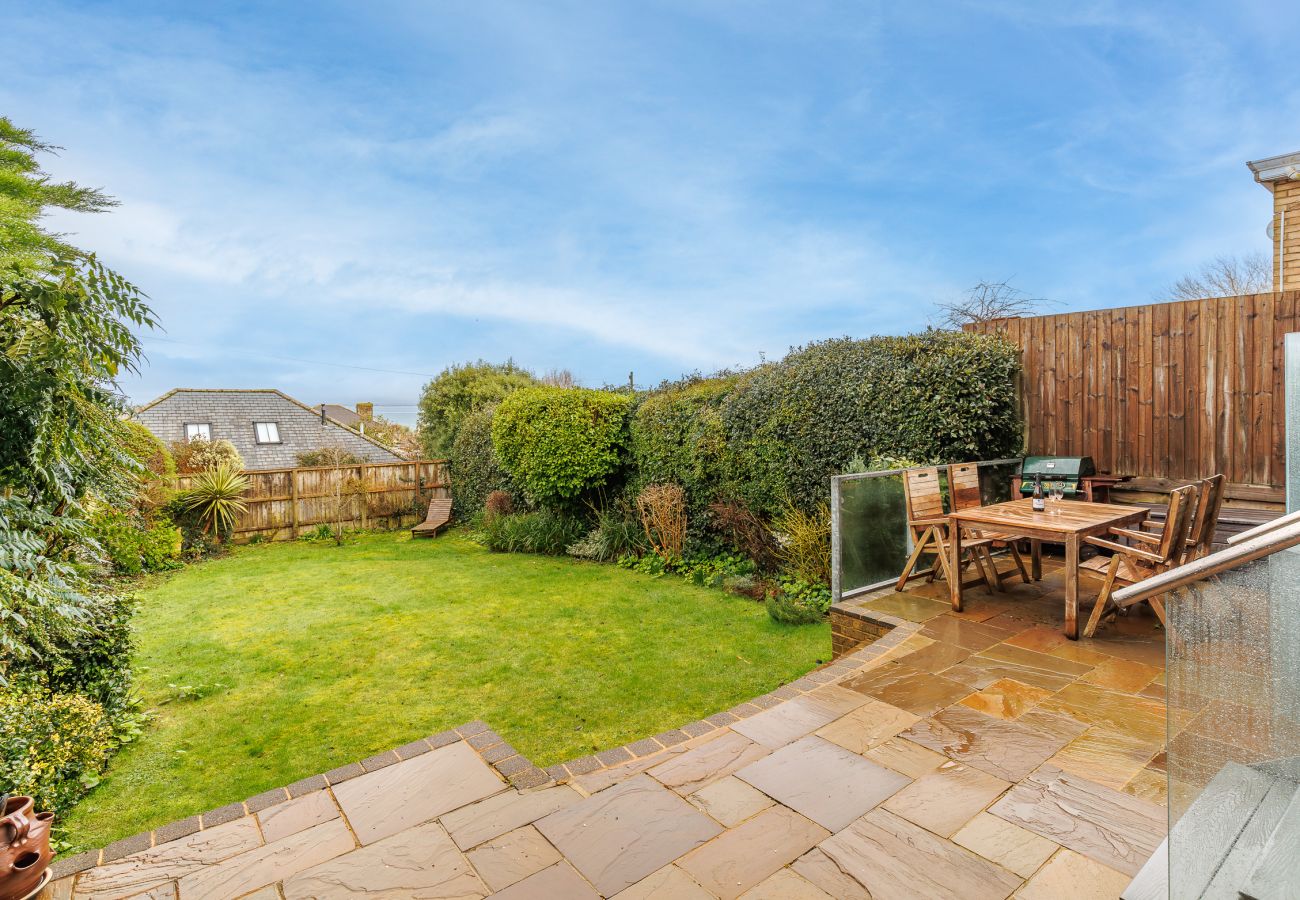 Apartment in Cowes - Solent Garden 