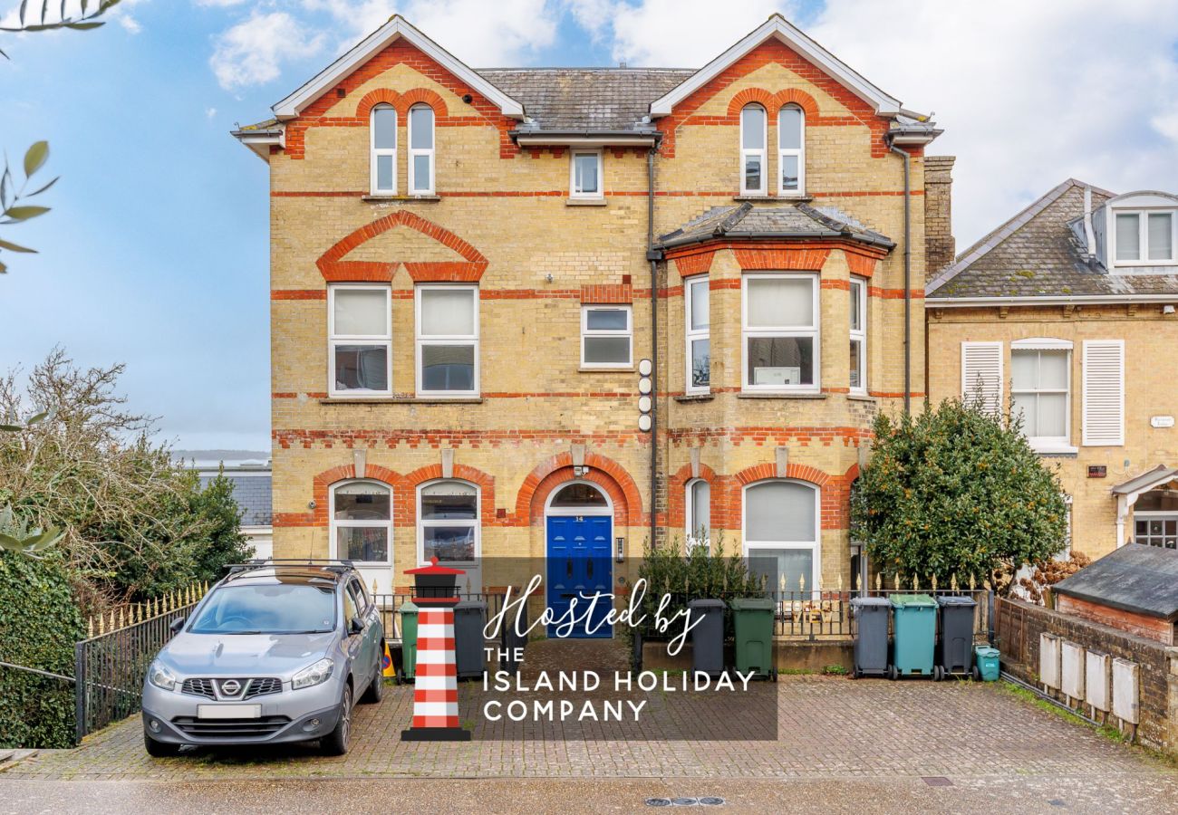 Apartment in Cowes - Solent Garden 