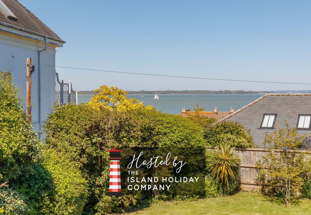 Apartment in Cowes - Solent Garden 