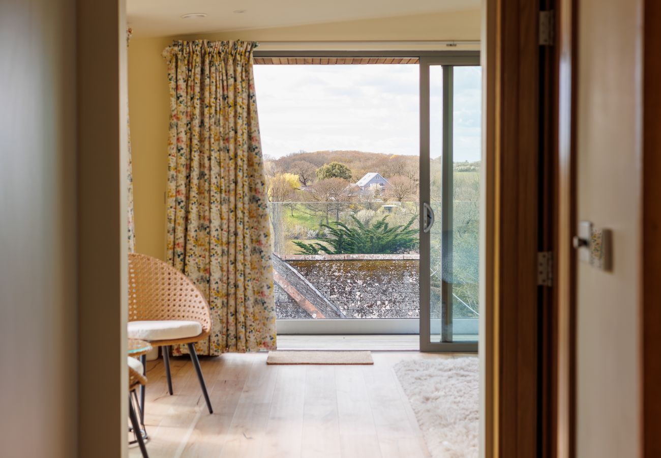 House in Gurnard - Rena's Retreat