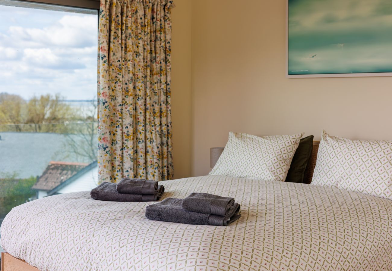 House in Gurnard - Rena's Retreat