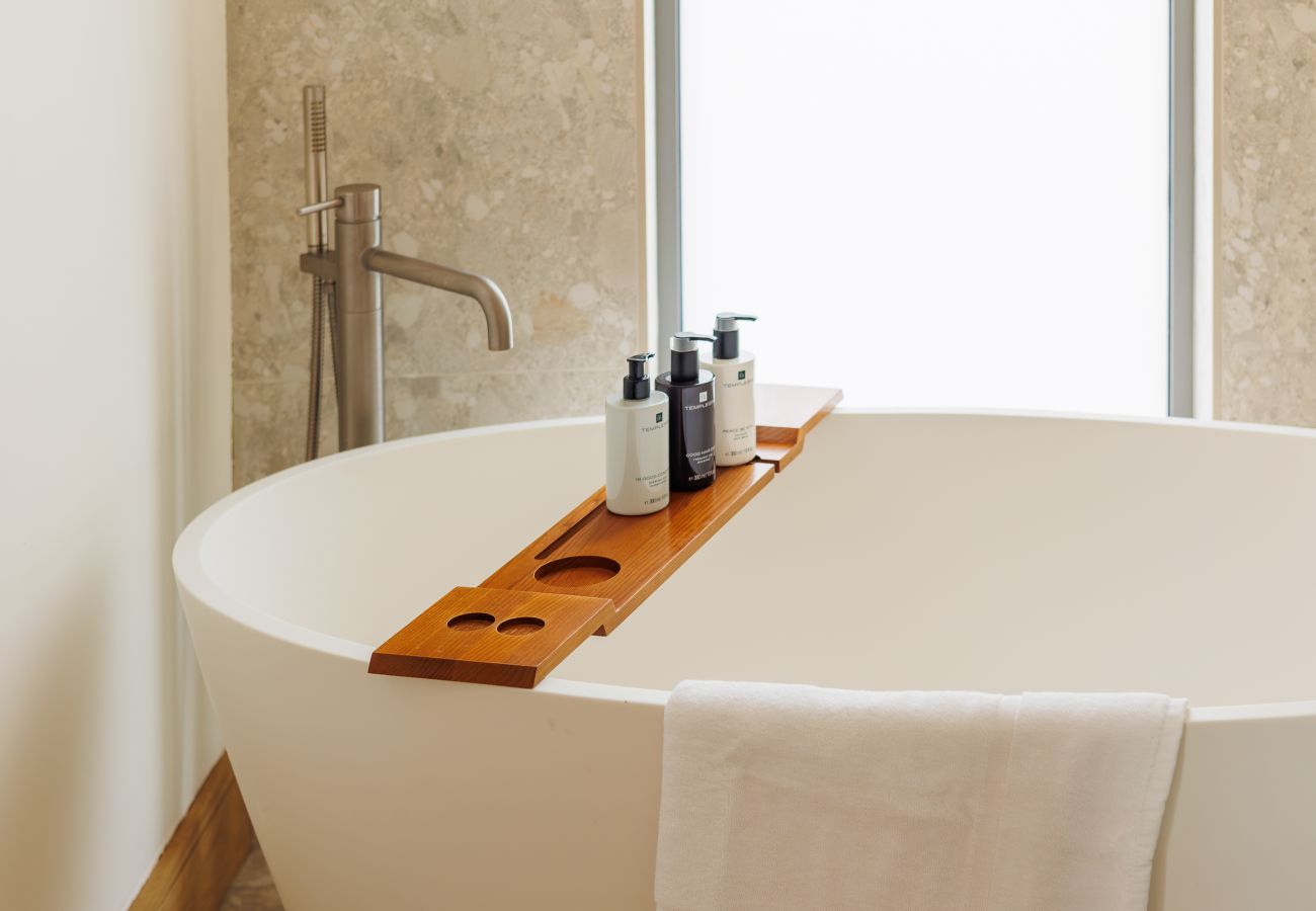 House in Gurnard - Rena's Retreat