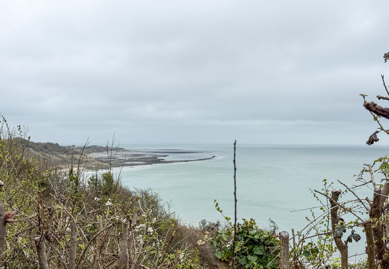 Bungalow in Bembridge - Red Cedars