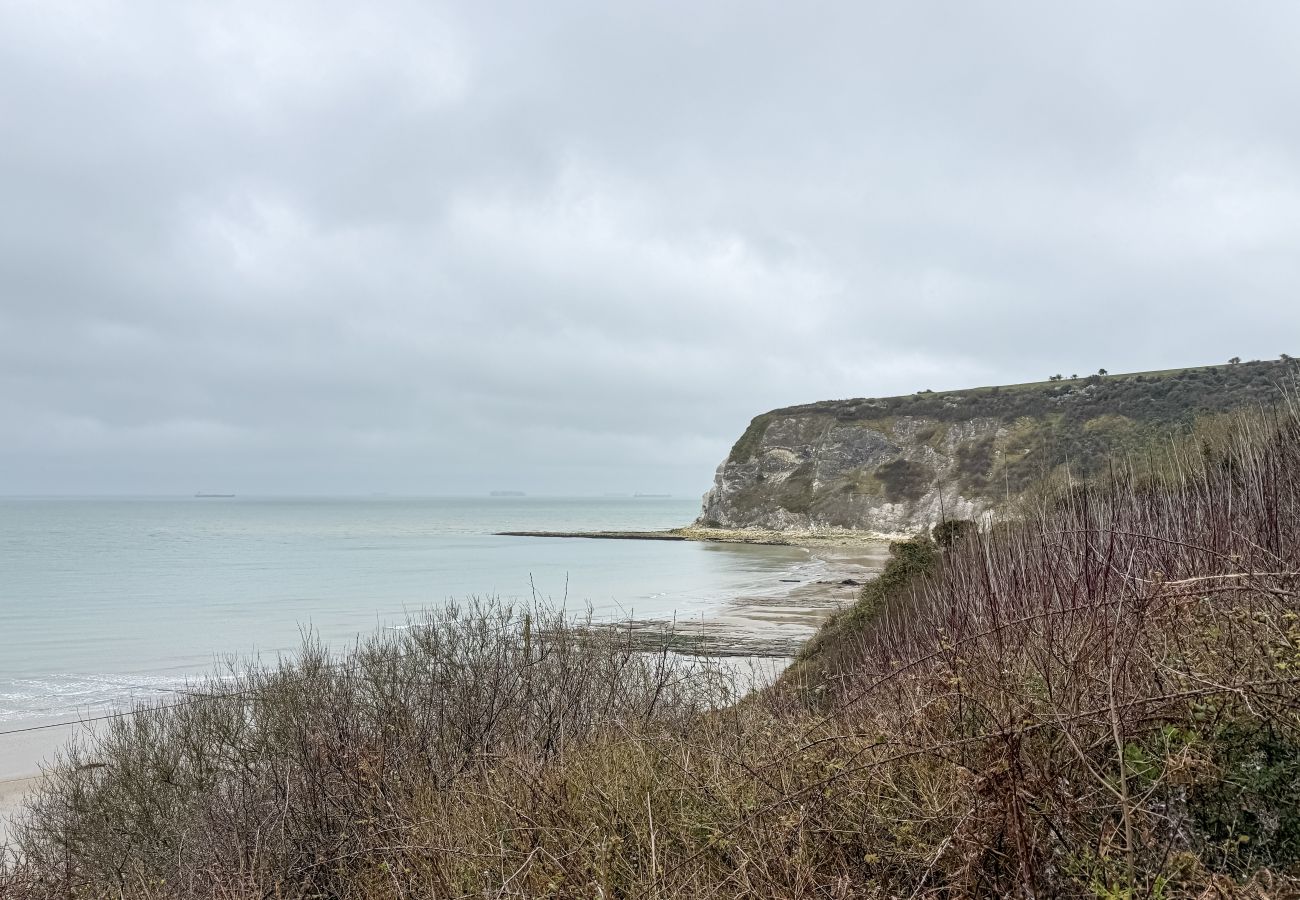 Bungalow in Bembridge - Red Cedars