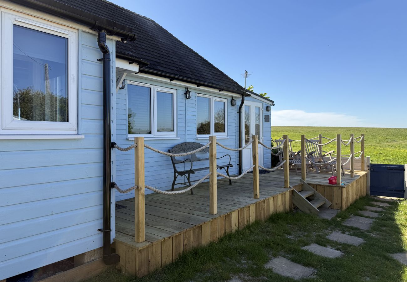Bungalow in Bembridge - Red Cedars