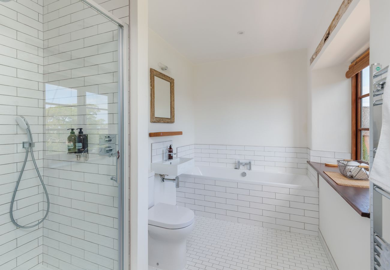 House in Brading - The Farmhouse at Nunwell 