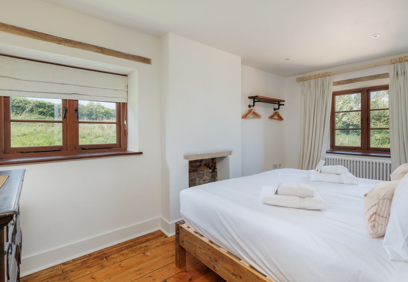 House in Brading - The Farmhouse at Nunwell 