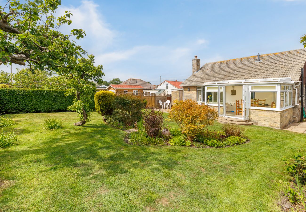 Bungalow in Freshwater - Westway