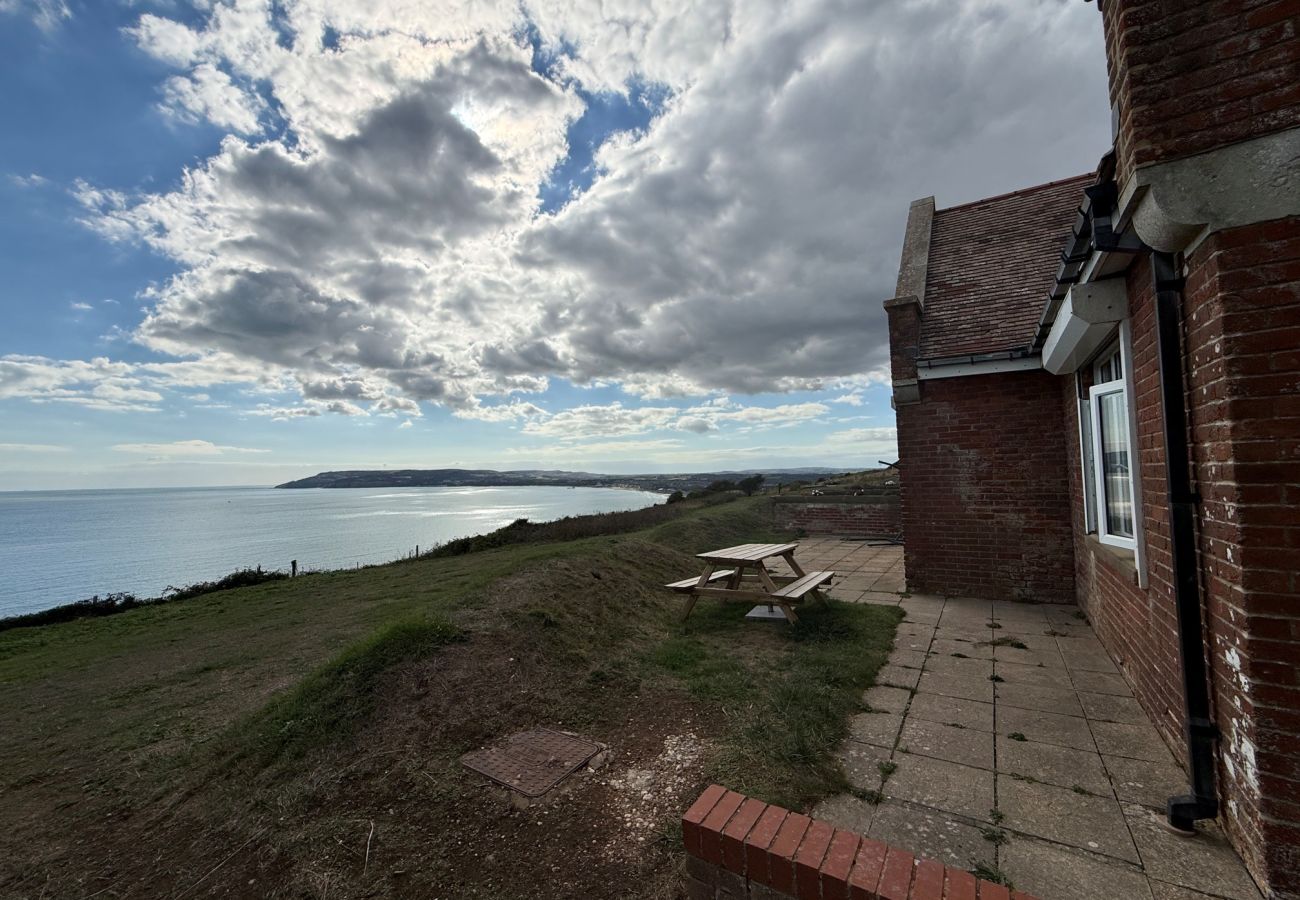 Cottage in Sandown - Haven Point Cottage 