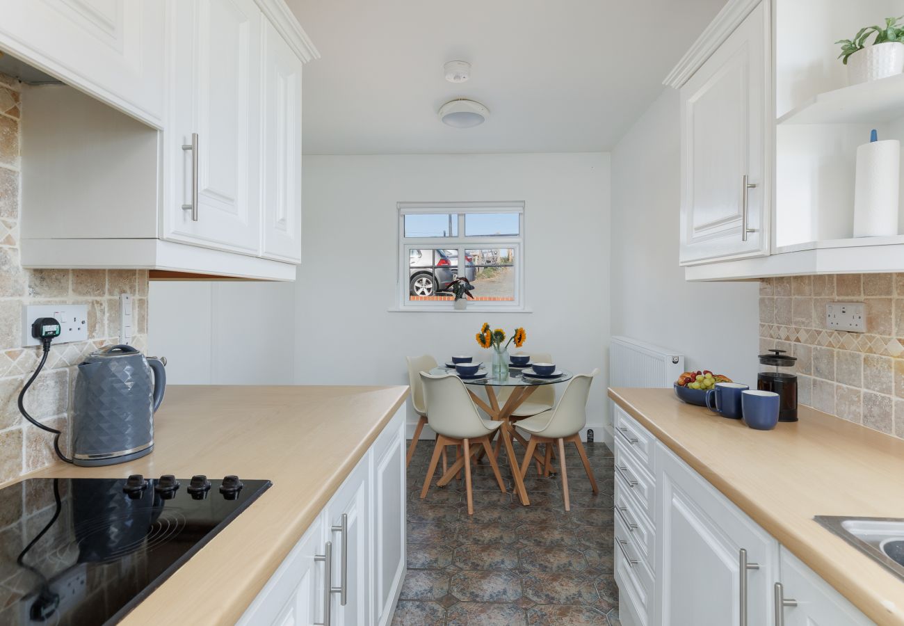 Cottage in Sandown - Haven Point Cottage 