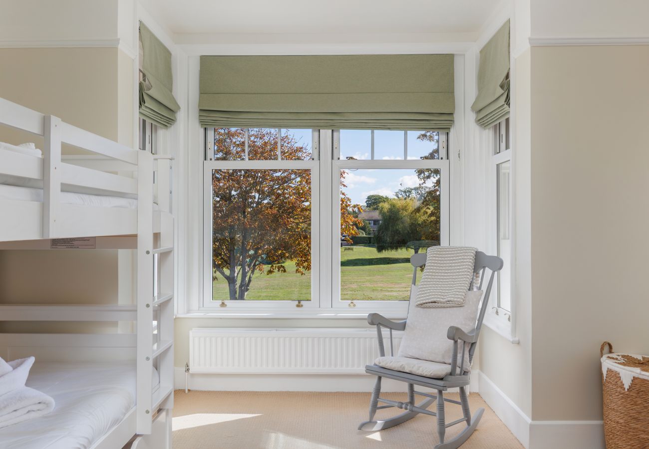 House in Totland Bay - Sandy Lane 